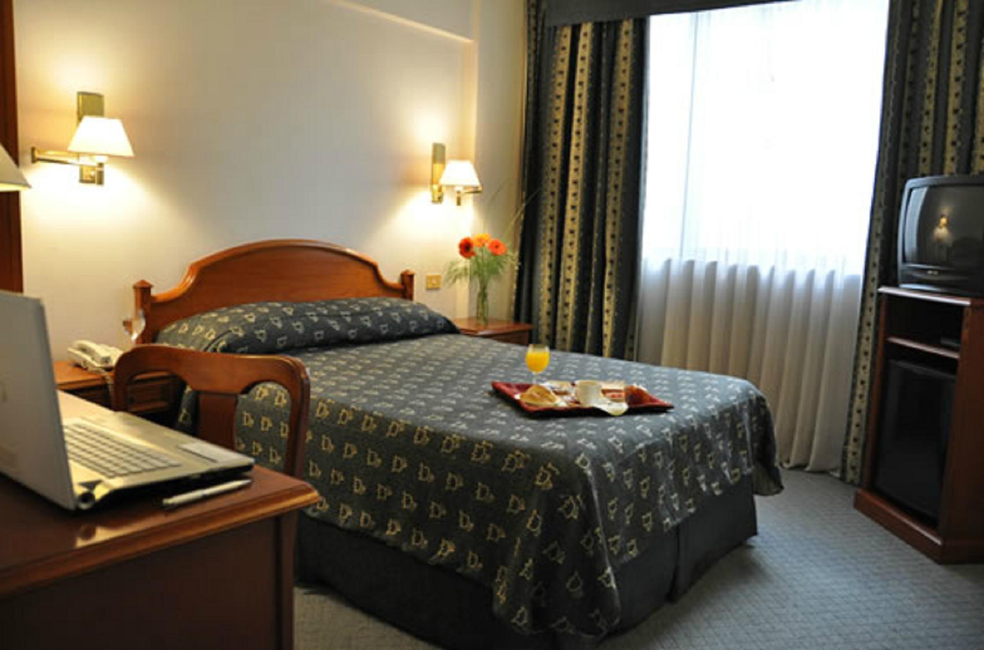 Hotel Atlas Tower 3*